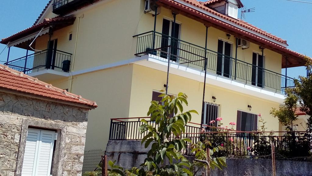 Villa Nefeli Loútsa Exteriér fotografie