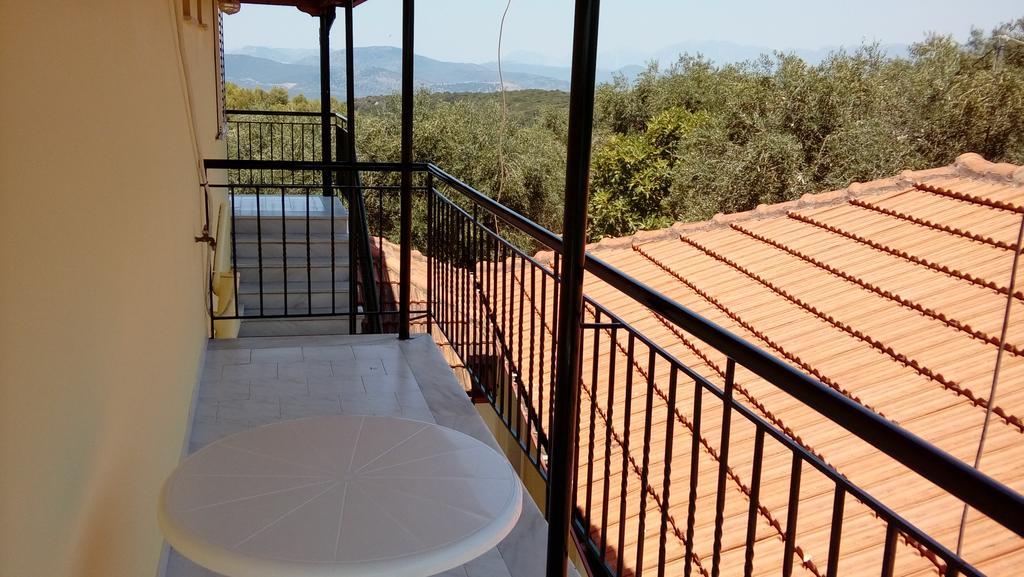 Villa Nefeli Loútsa Exteriér fotografie